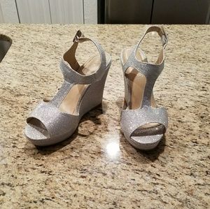 Rampage Canelas Silver Sparkle Wedges