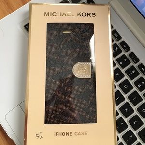 💕💕💕MK iPhone 5c case! Very pretty 😍🌷🌷🌷