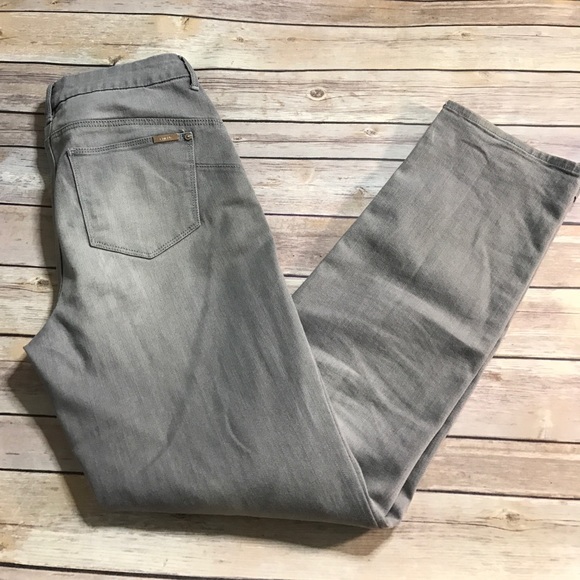 Chico's Grey Straight Leg Pants ✨ - Picture 2 of 4