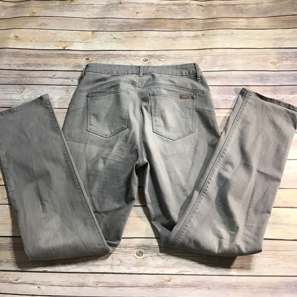 Chico's Grey Straight Leg Pants ✨ - Picture 4 of 4