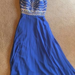 Prom gown