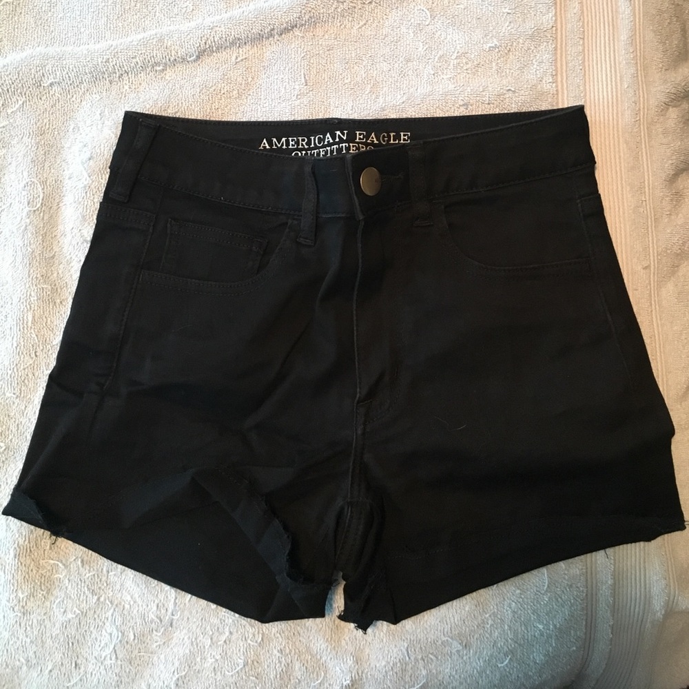 American Eagle hi-rise shortie shorts