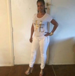 Meet your Posher, Tonya