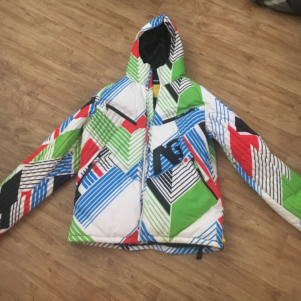 Analog snowboarding coat