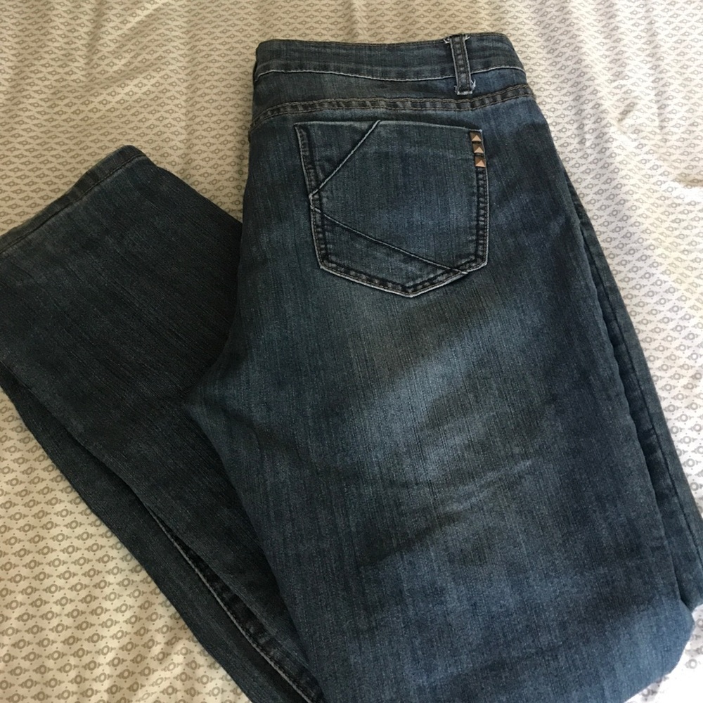 Kardashian collection jeans sz 16
