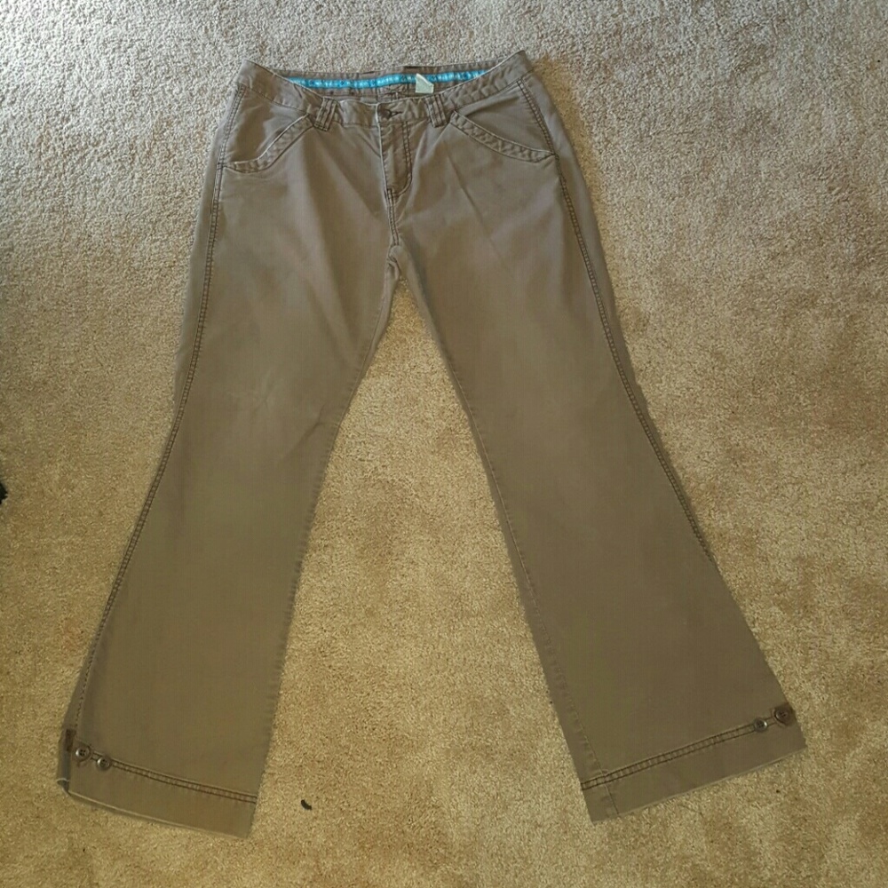Maurices khakis