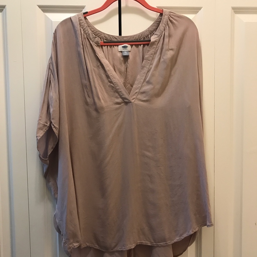 Light sleeveless shirt