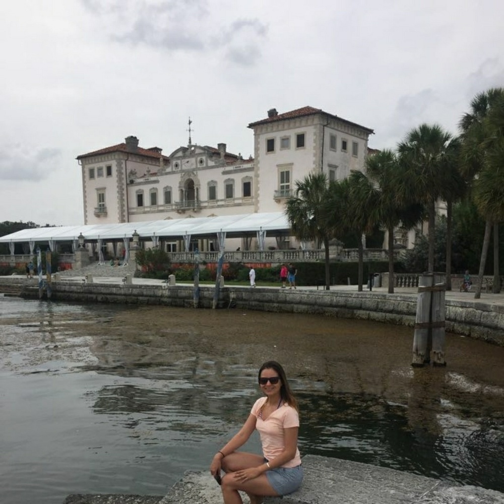 Meet your Posher, Adilya