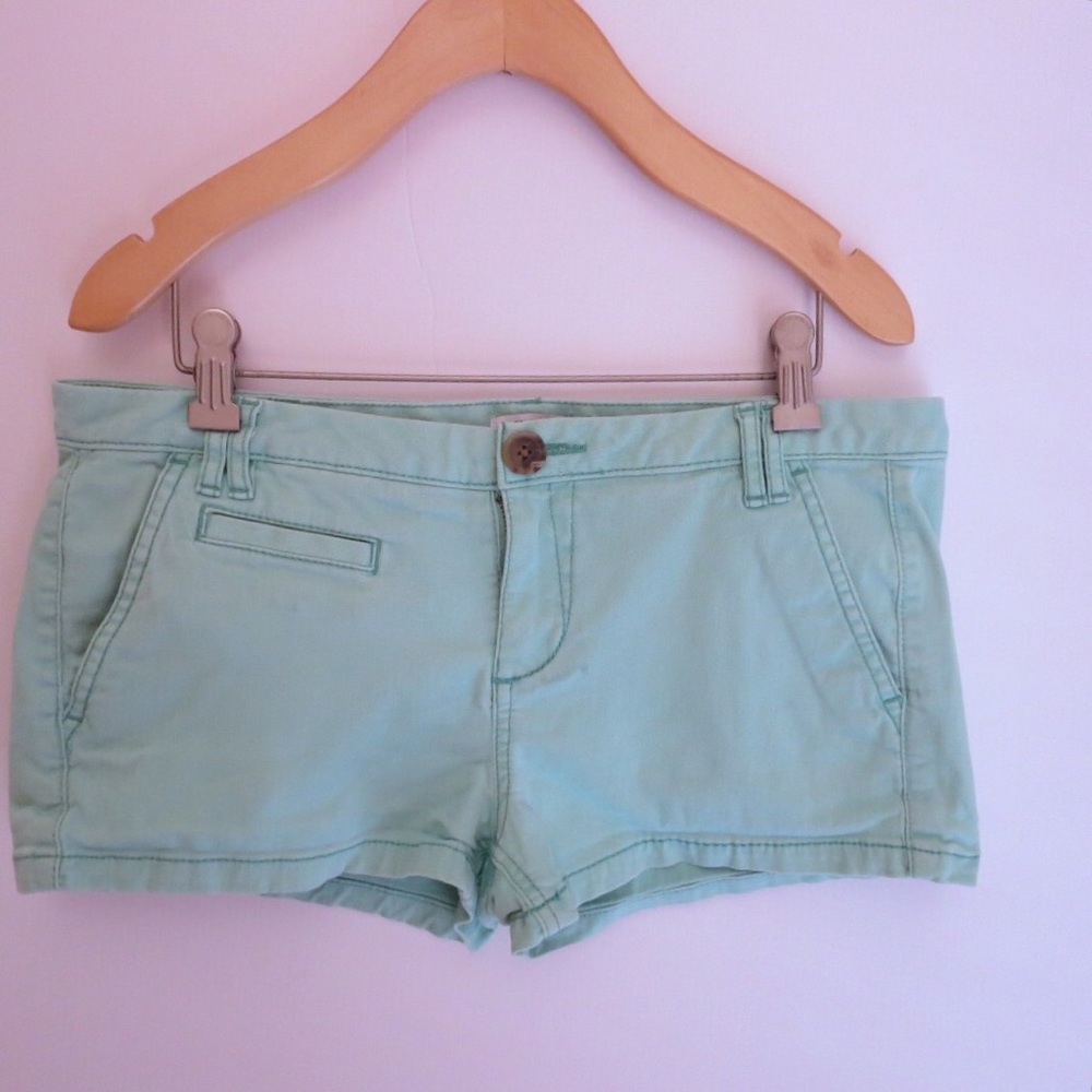 Twill Trouser Pocket Shorts in Mint