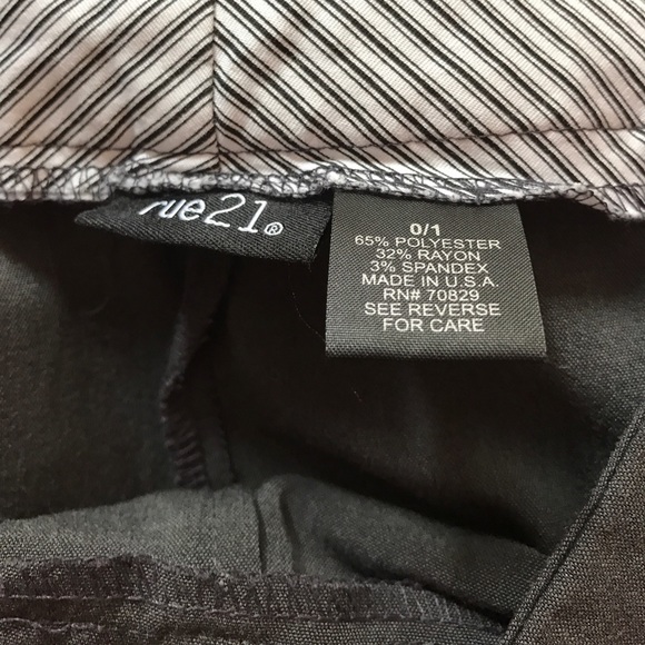 Grey slacks - Picture 4 of 4