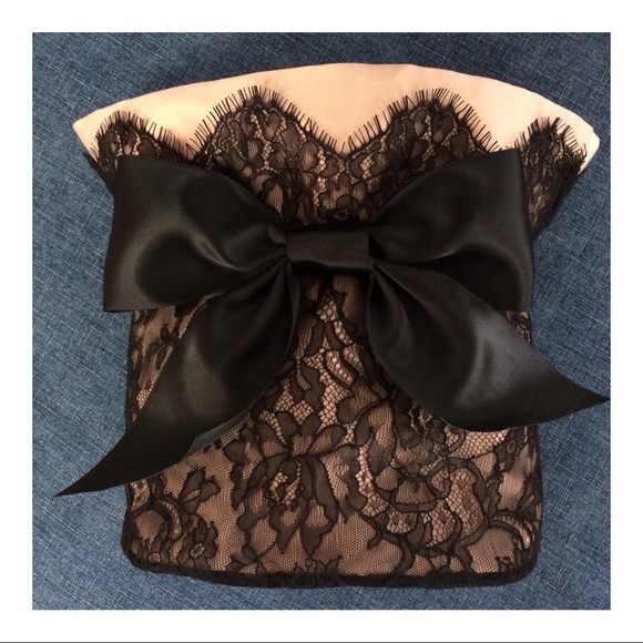 π SOLDπ MARCHESA limited edition satin lace bag - Picture 5 of 8