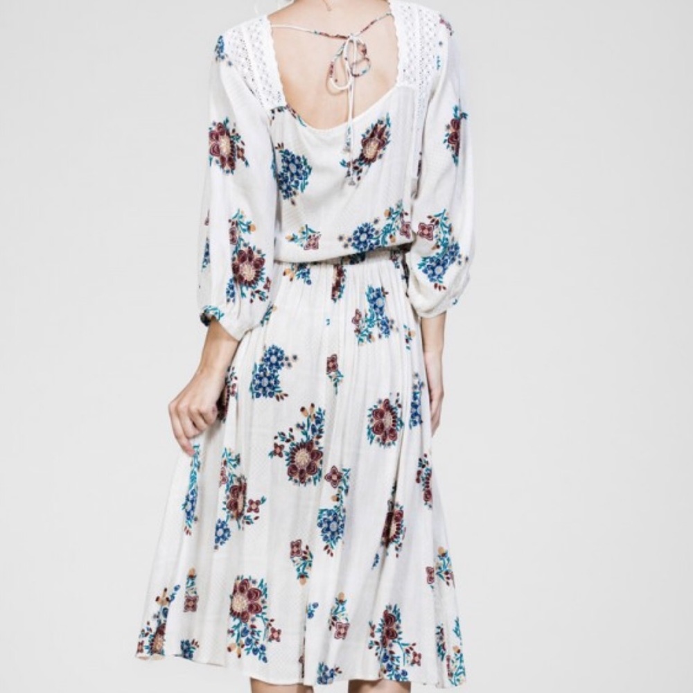 Drawstring Floral Midi Dress - Picture 5 of 8