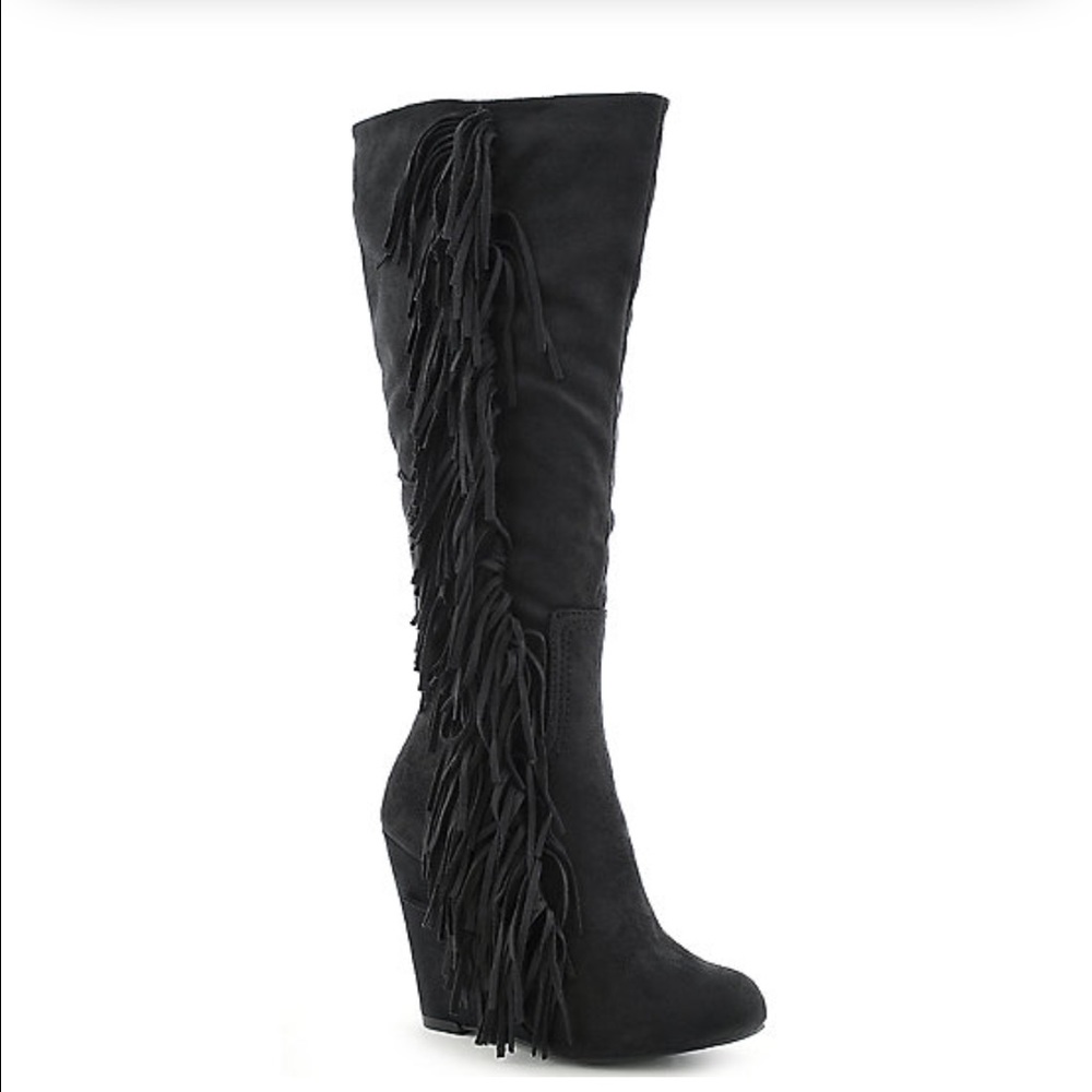 Fringe boots
