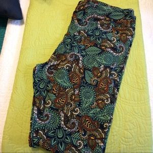 Lularoe leggings tc