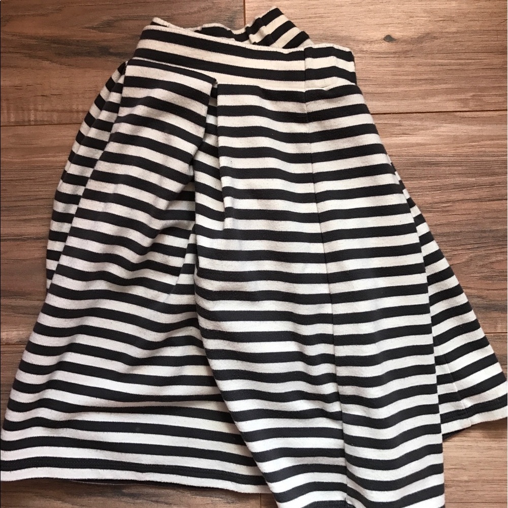 American Eagle Stripe Skirt A line with pleats