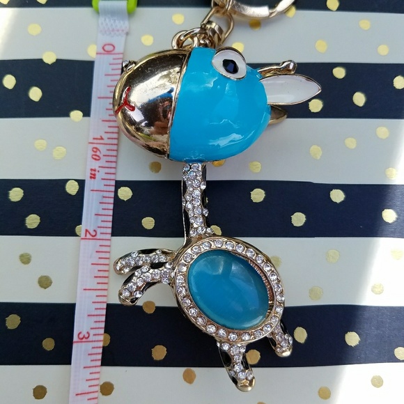 CUTE GIRAFFE KEYCHAIN - Picture 2 of 2