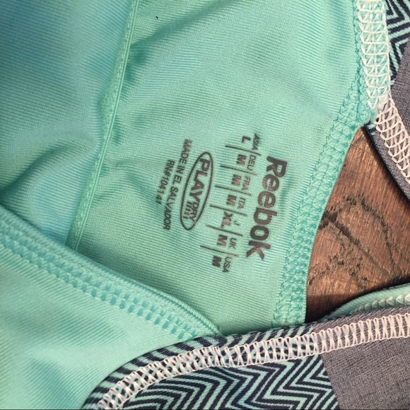 Women's Reebok tank - Picture 5 of 8