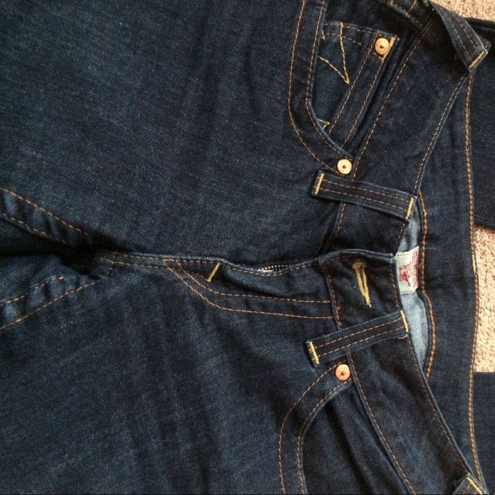 Women’s True Religion jeans - Picture 2 of 3