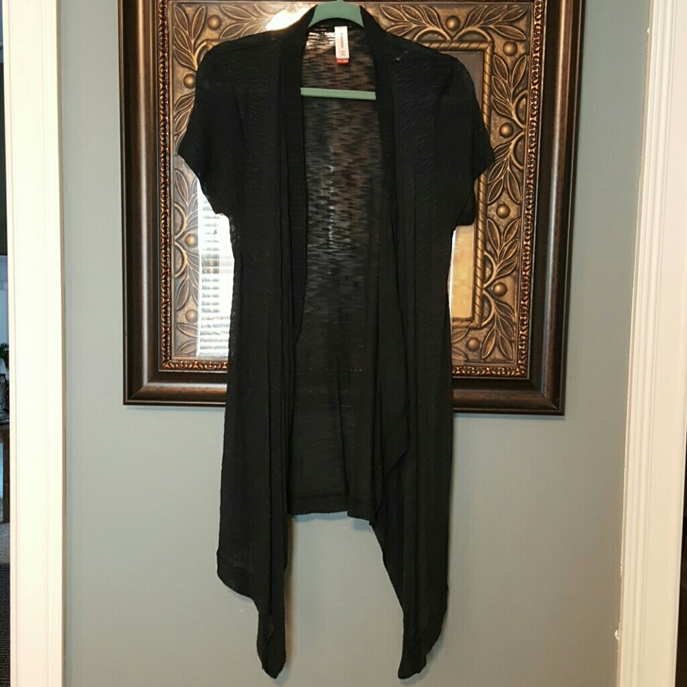 Beautiful fishtail ss cover up NWOT