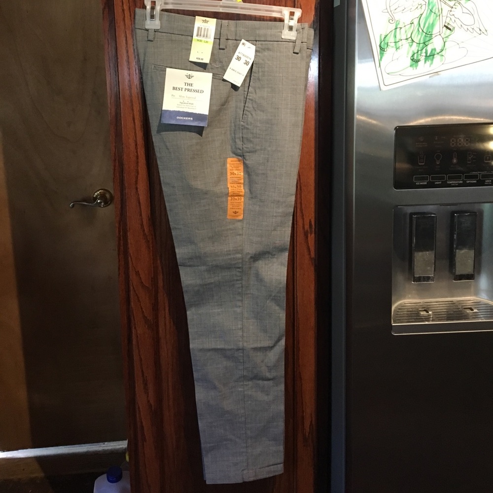New with tag Slacks