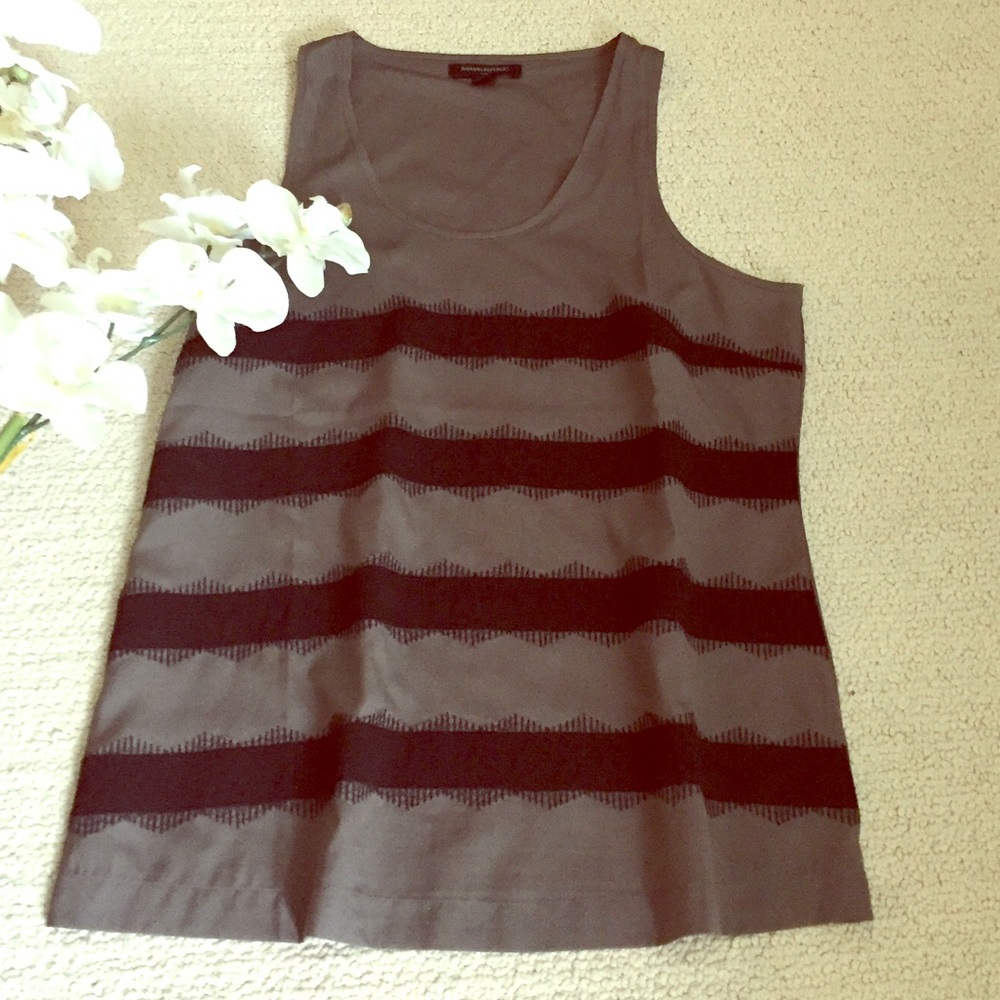 Banana Republic Tank Top with Lace Detail - Picture 2 of 6
