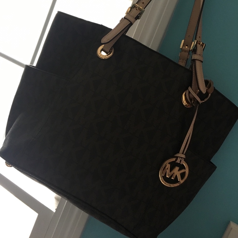 100% authentic large Michael Kors purse