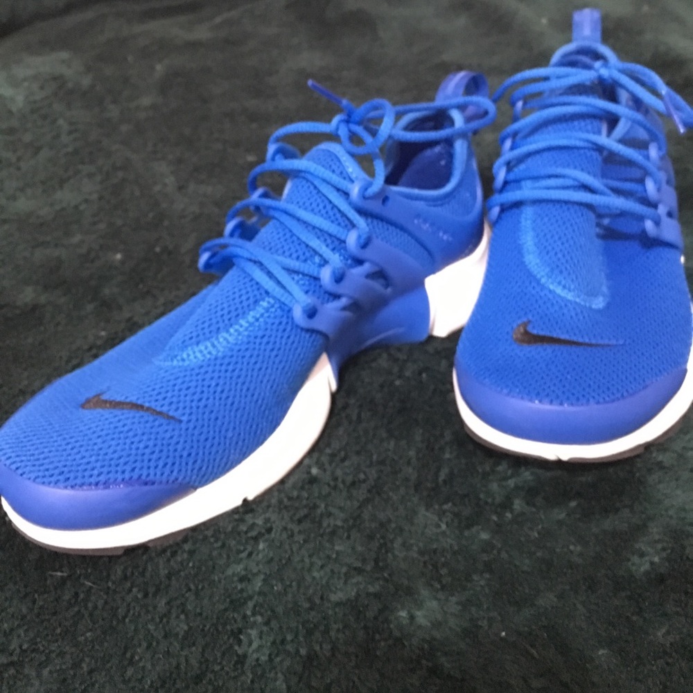 Blue Nike Air Prestos