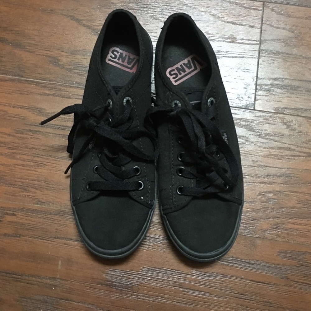 Vans canvas lace up sneaker