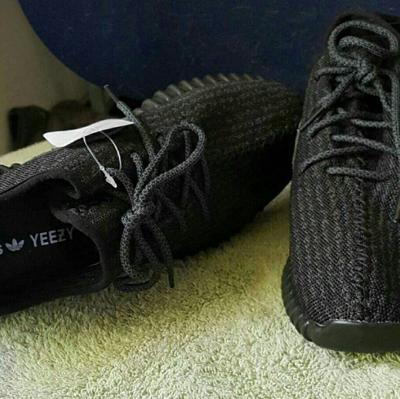 Yeezy 350 boosts