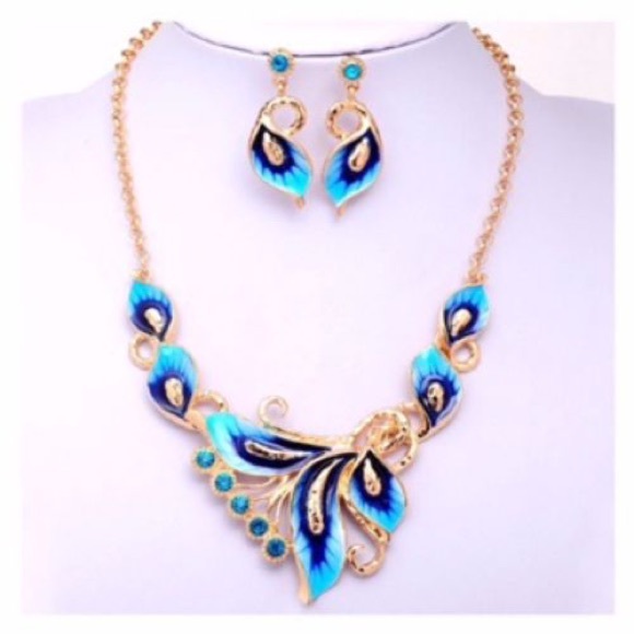 Jewelry - ‼️LAST CALL PRICE FIRM Flower Necklace Set D40