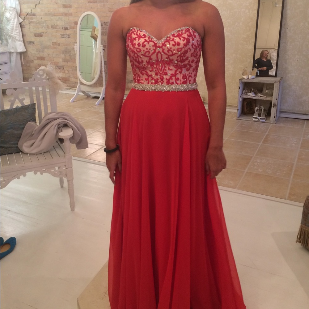 Red sweetheart neck Prom Dress