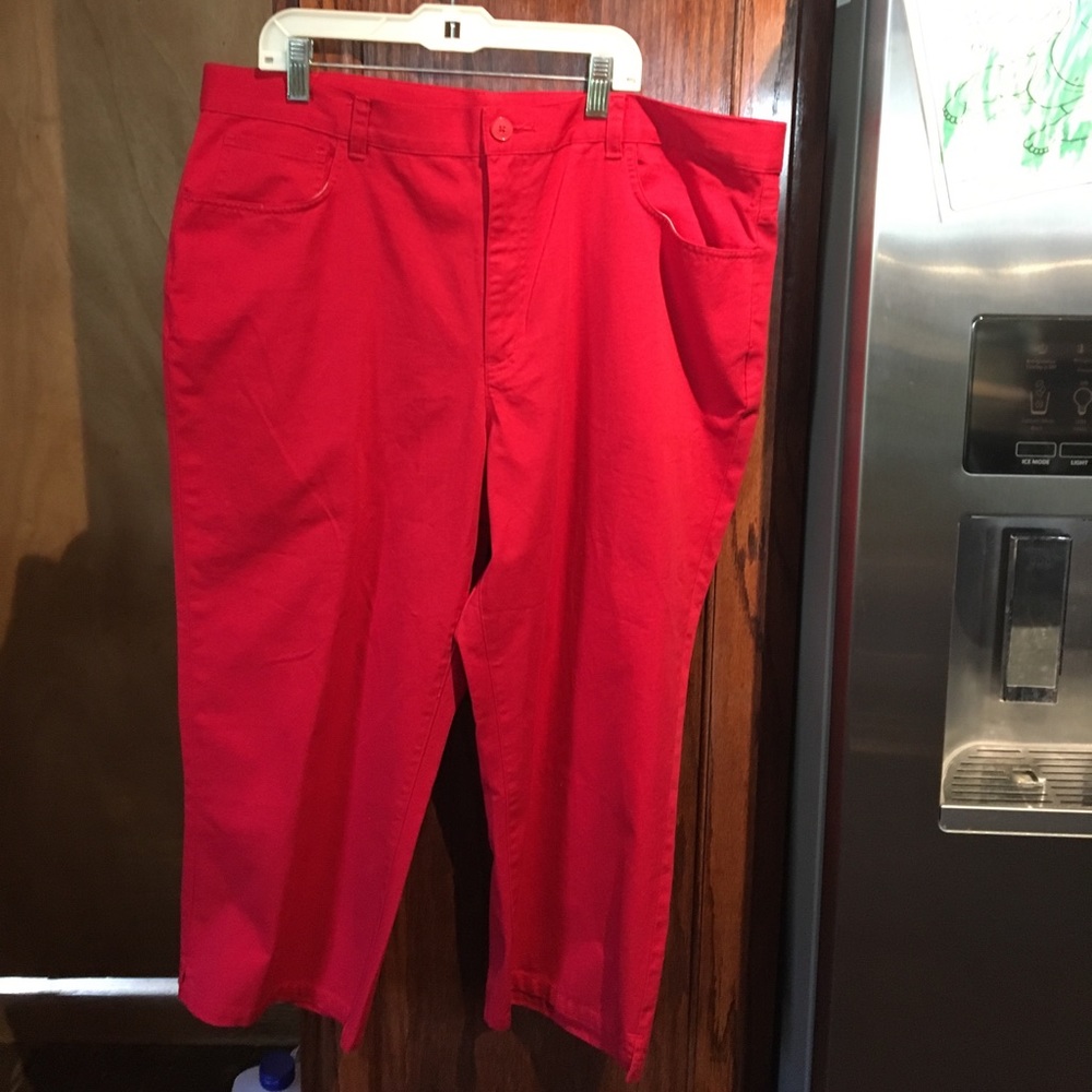 Women's capris
