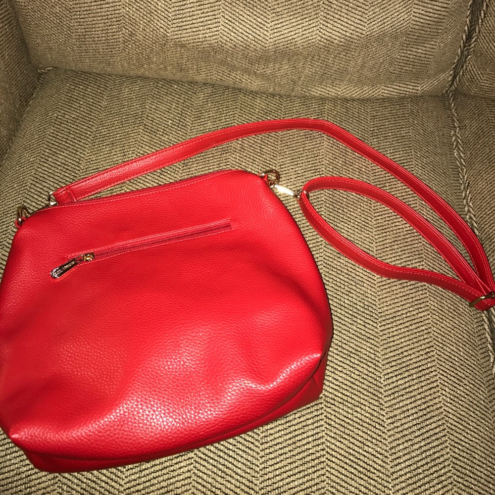 Beautiful MICHAEL KORS CROSSBODY