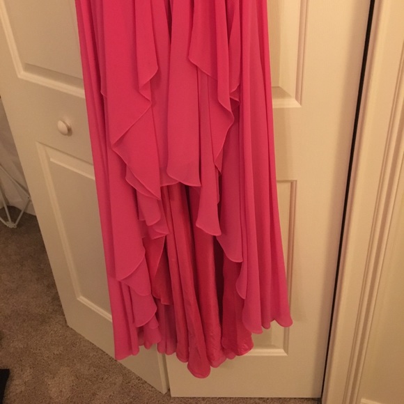 Bright pink cache dress worn once - Picture 3 of 4