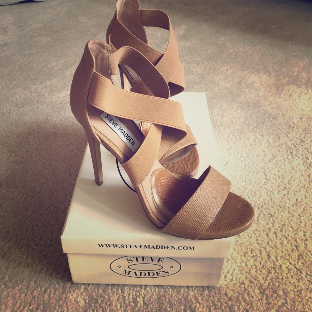 Steve Madden size 8 heels