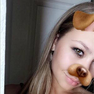 Meet your Posher, Victoria