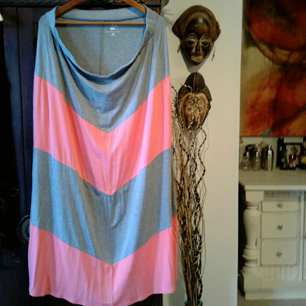 Pink & grey Maxi skirt