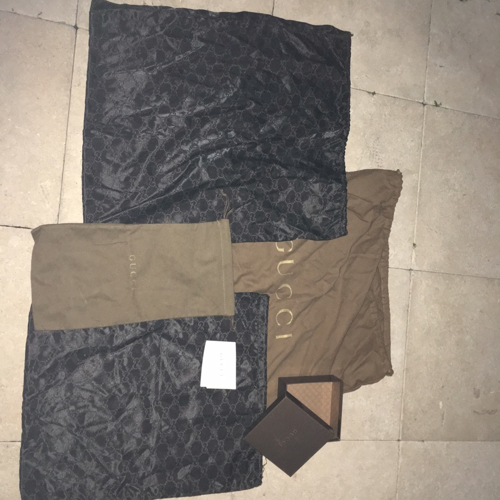 Gucci packaging