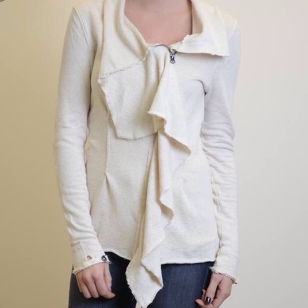 ❣️[taking down soon] Free People Zip up