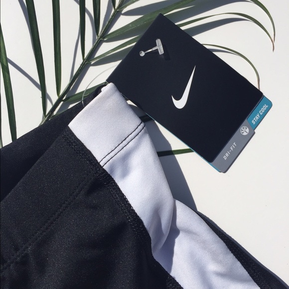 NWT Nike Dri Fit Spandex - Picture 4 of 5