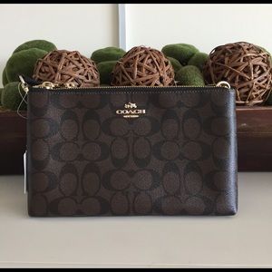 SOLD {BRAND NEW} Coach crossbody bag