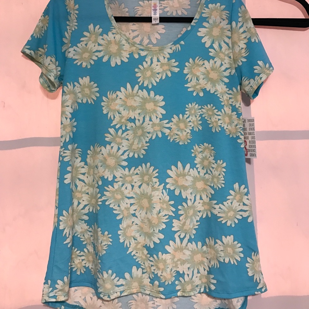 LuLaRoe Classic Tee