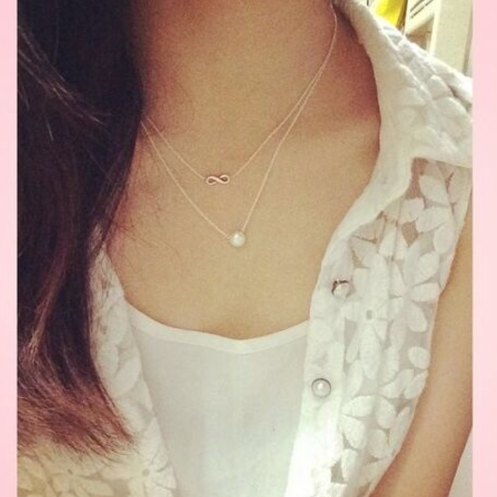 Infinite love ∞ infinite dainty pendant necklace - Picture 3 of 7