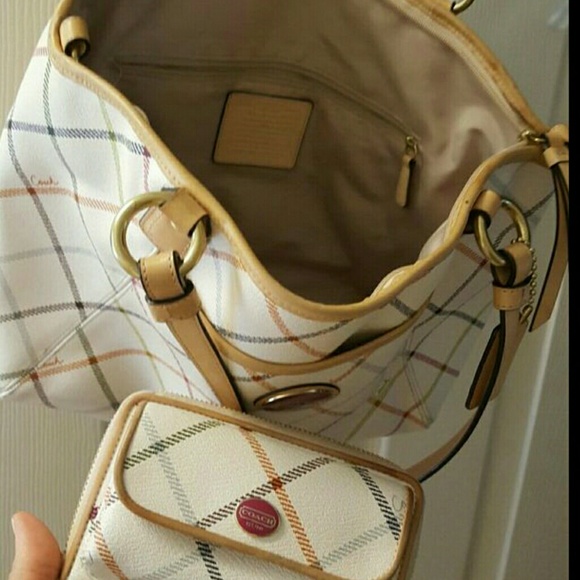 Coach - Picture 2 of 2