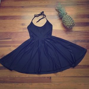 Black halter