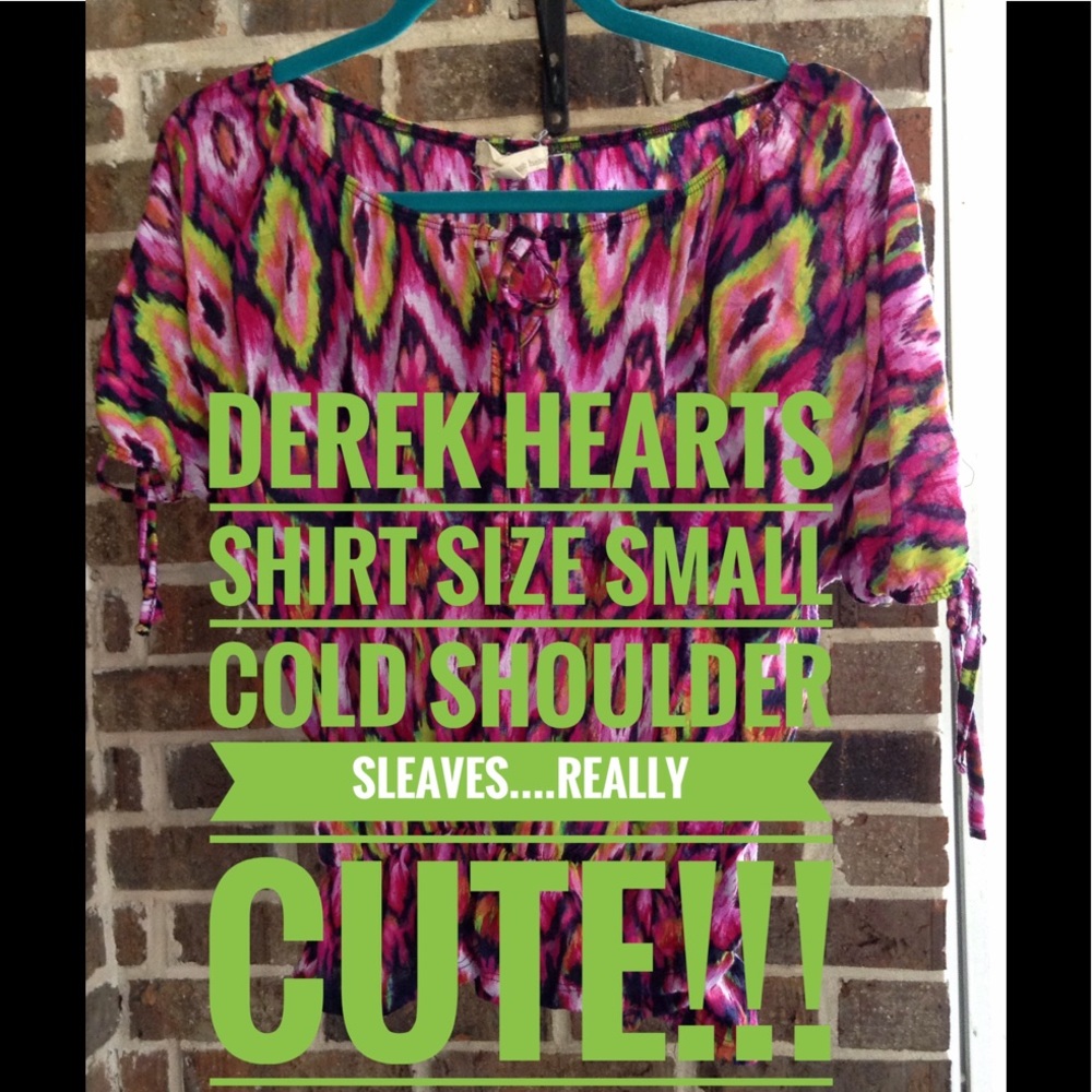 Derek Hearts Shirt Size Small Super Cute Shirt!!!!