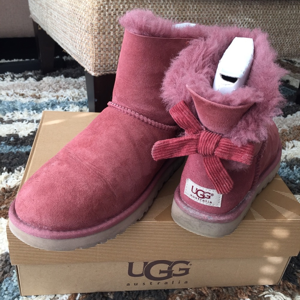 UGG mini Bailey bow corduroy boots dark red