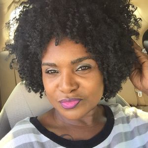 Meet your Posher, Jacqueline