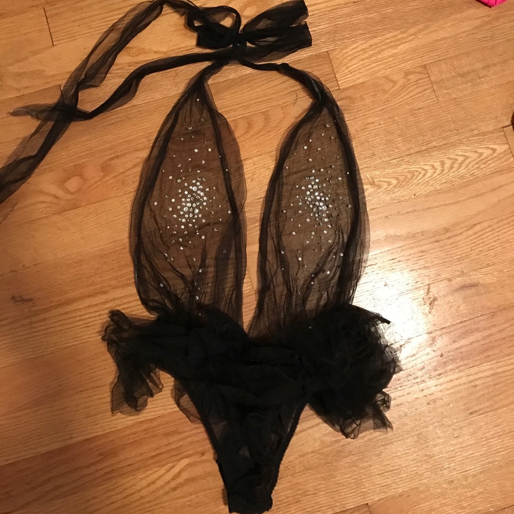 VS Backless thong halter