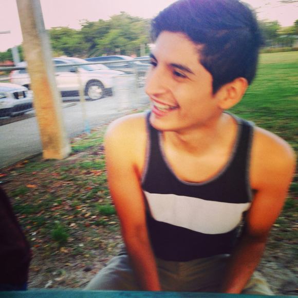 Meet your Posher, Chris - Picture 1 of 1